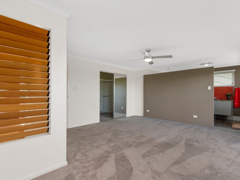 45 Crestridge Crescent, Oxenford QLD 4210