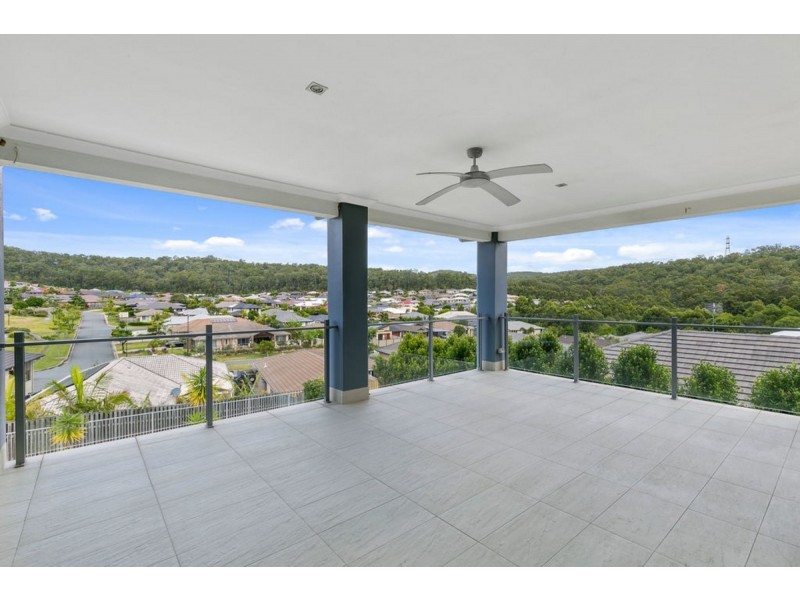 111 Wunburra Circle, Pacific Pines QLD 4211