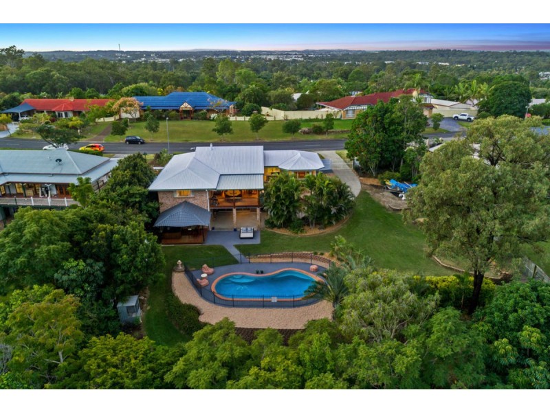 10 Oregon Way, Oxenford QLD 4210