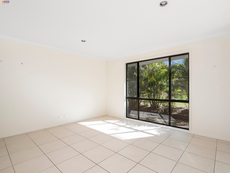 38 Hawkesbury Avenue, Pacific Pines QLD 4211