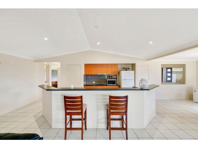 3 Coonowrin Street, Pacific Pines QLD 4211