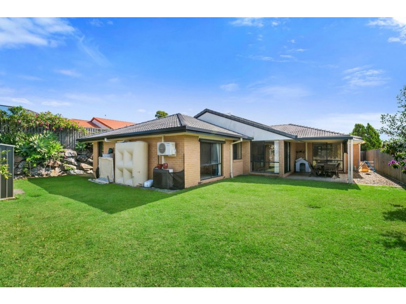3 Coonowrin Street, Pacific Pines QLD 4211