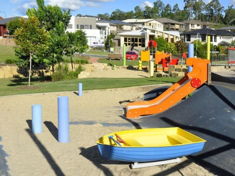 41 Murchison Street, Pacific Pines QLD 4211