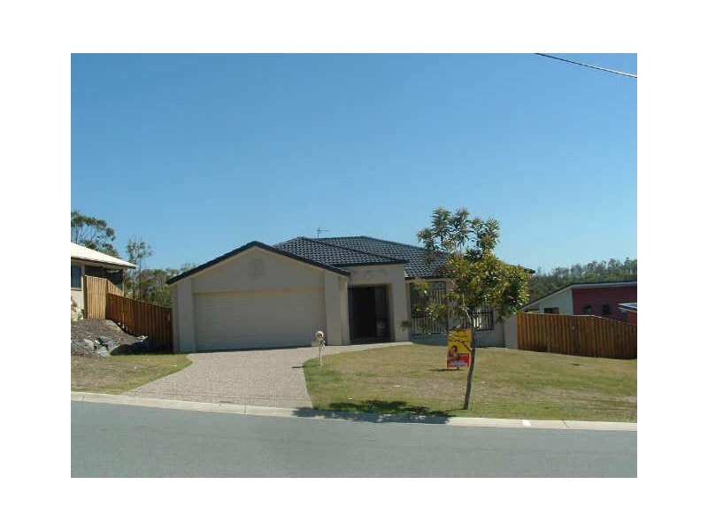55 Manra Way, Pacific Pines QLD 4211