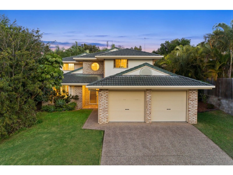 6 Polynesia Avenue, Pacific Pines QLD 4211