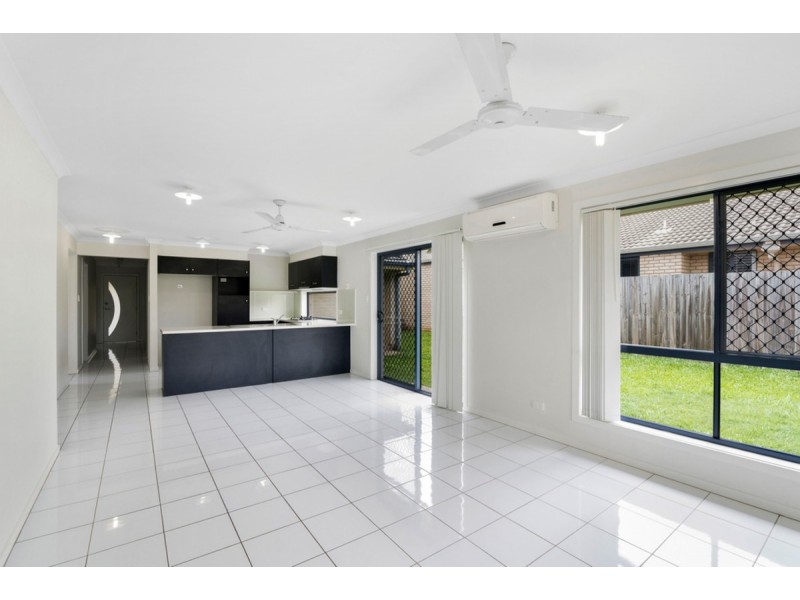 38 Collingrove Circuit, Pimpama QLD 4209