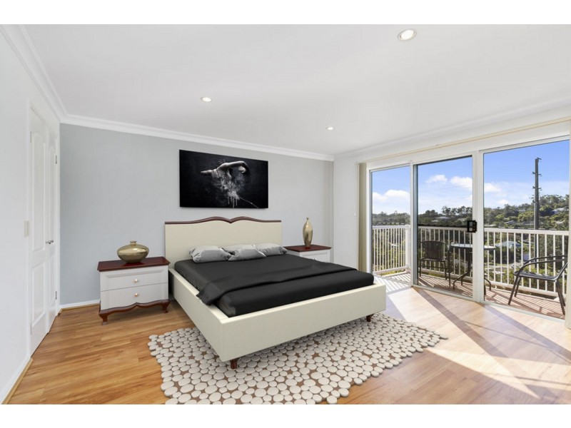 7 San Cristobal Place, Pacific Pines QLD 4211