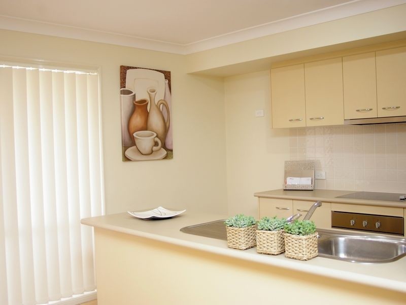 23 Beaumont Crescent, Pacific Pines QLD 4211