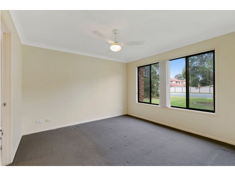 15 Lorenzo Drive, Coomera QLD 4209