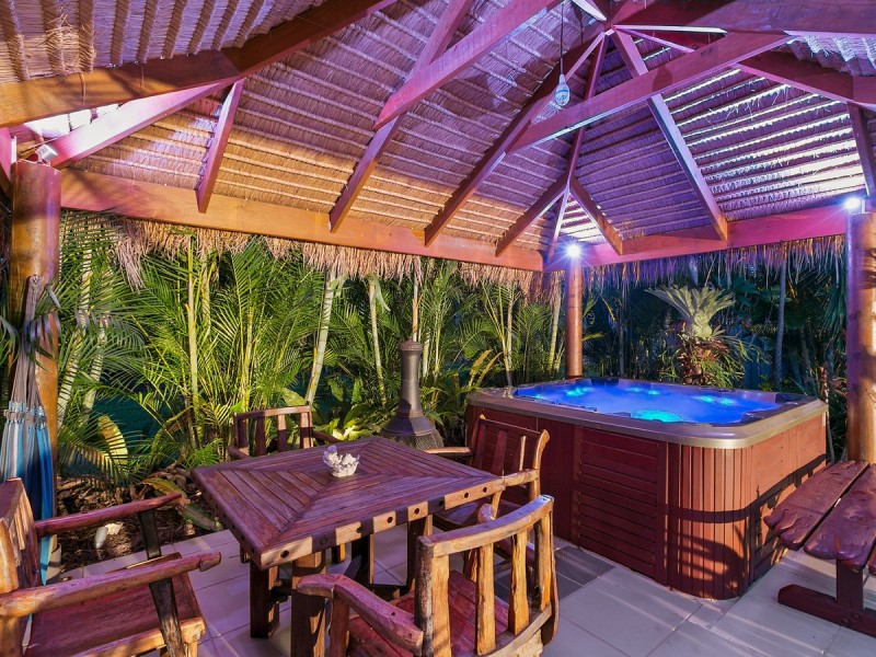 20 Hawkesbury Avenue, Pacific Pines QLD 4211