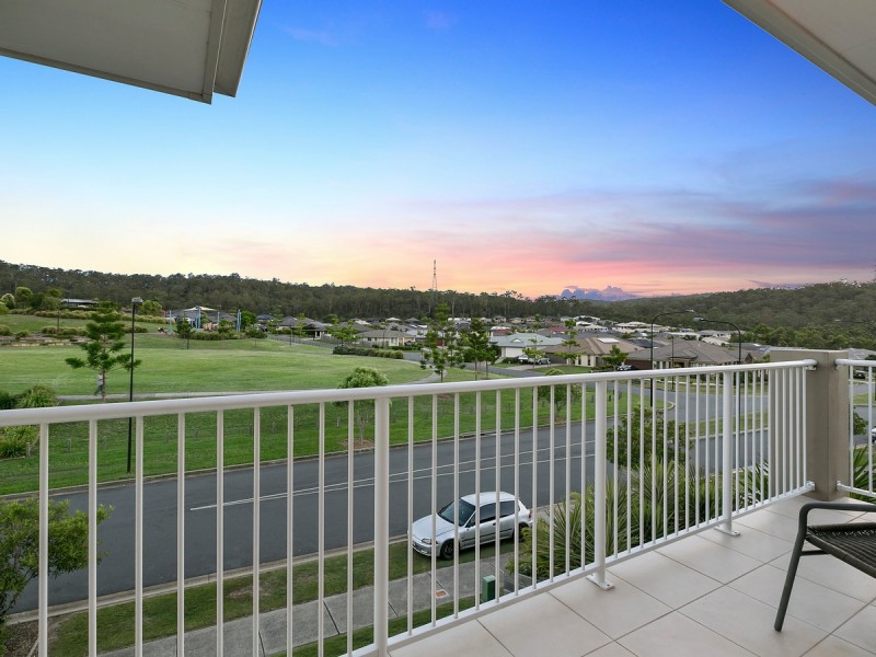 20 Hawkesbury Avenue, Pacific Pines QLD 4211