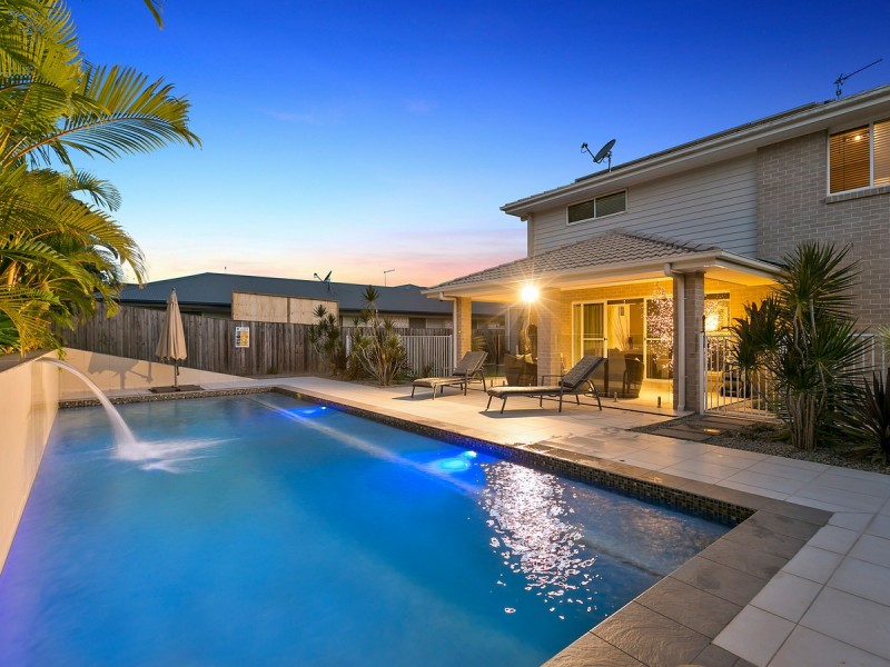 20 Hawkesbury Avenue, Pacific Pines QLD 4211