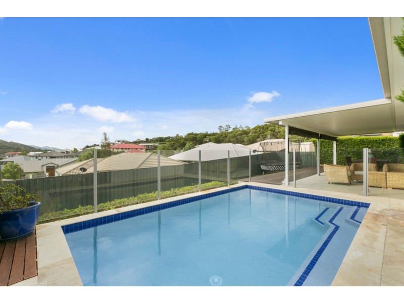 104 Wunburra Circle, Pacific Pines QLD 4211