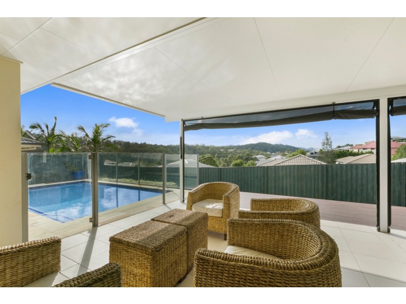 104 Wunburra Circle, Pacific Pines QLD 4211