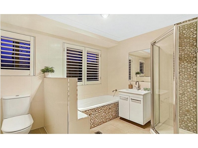 29 Footscray Court, Arundel QLD 4214