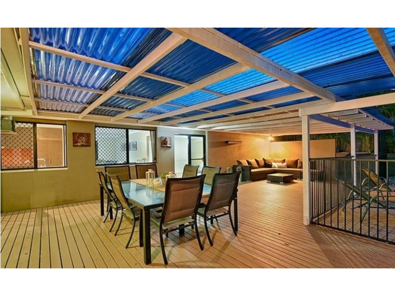 29 Footscray Court, Arundel QLD 4214