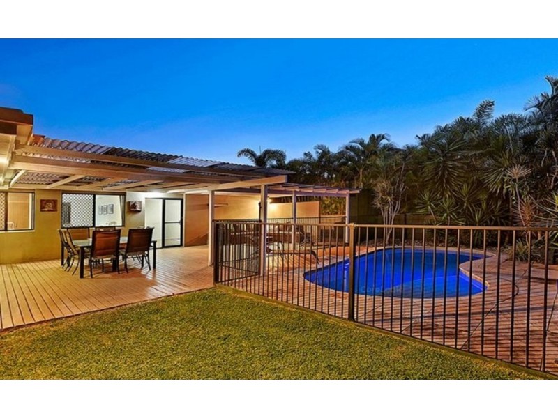 29 Footscray Court, Arundel QLD 4214