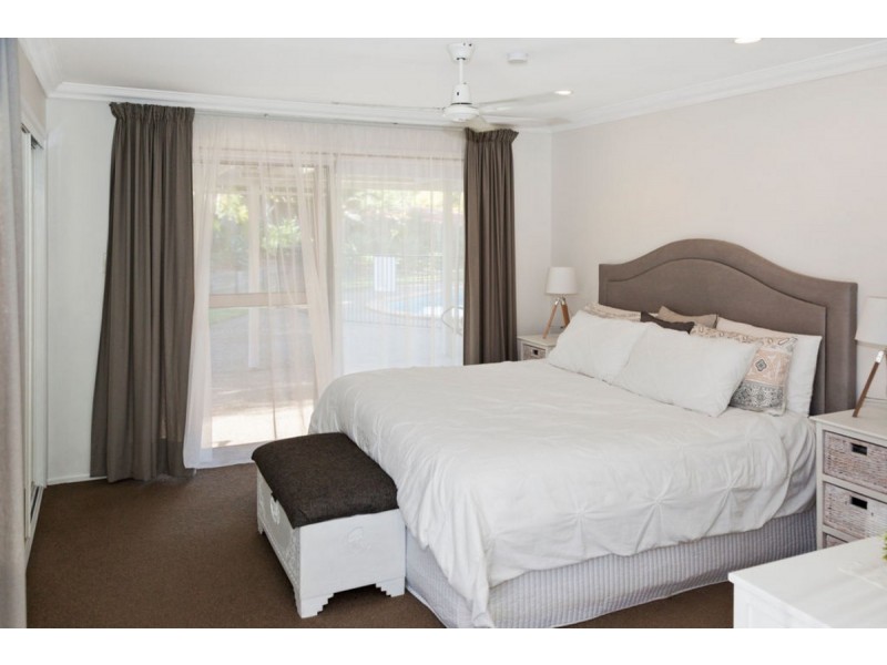 12 Baxter Court, Arundel QLD 4214