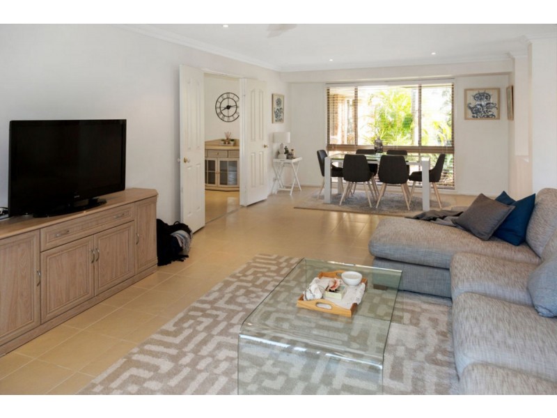 12 Baxter Court, Arundel QLD 4214