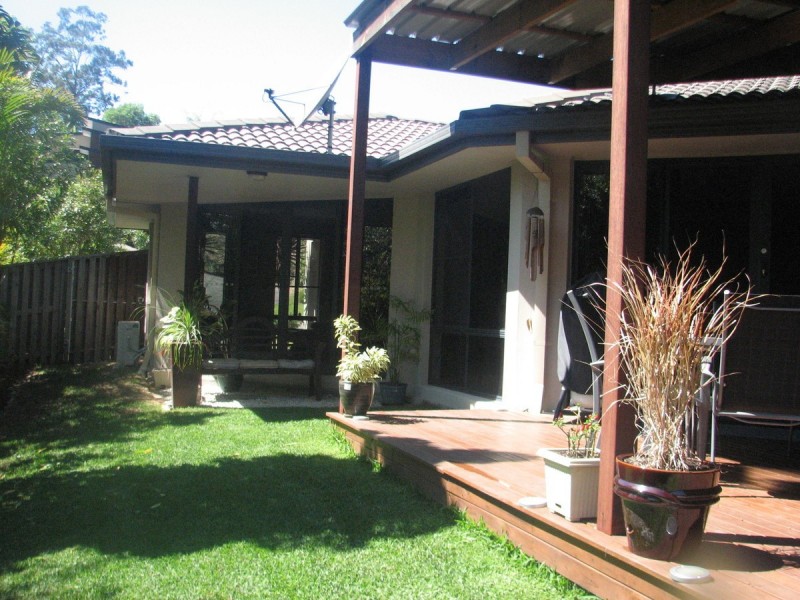 6 Lambert Drive, Maudsland QLD 4210