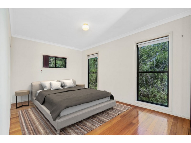 57 Manra Way, Pacific Pines QLD 4211