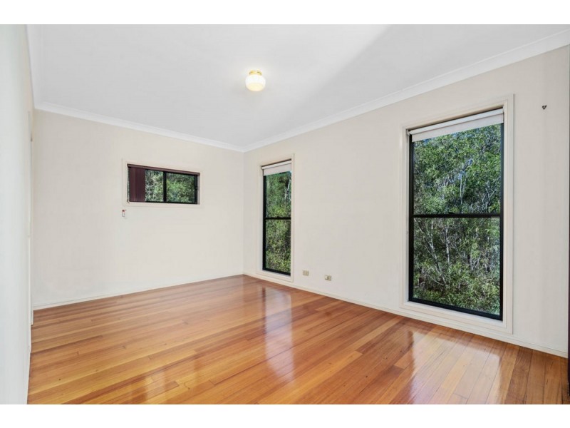 57 Manra Way, Pacific Pines QLD 4211