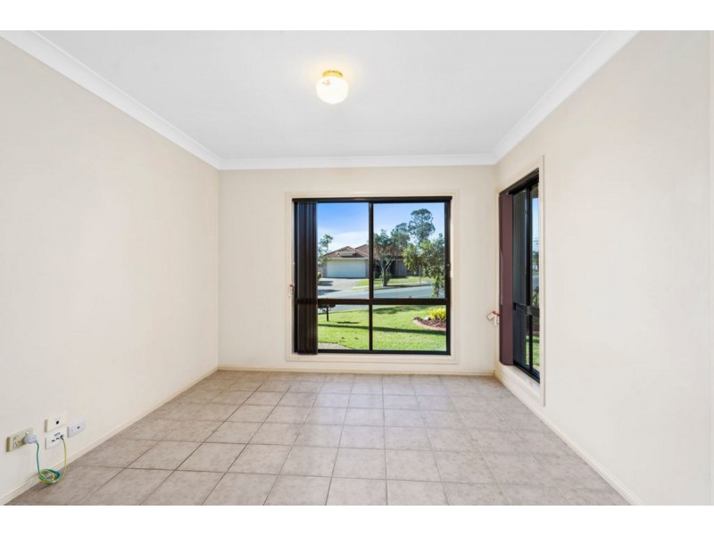 57 Manra Way, Pacific Pines QLD 4211