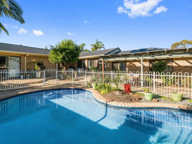 3 Kel Nagle Court, Parkwood QLD 4214