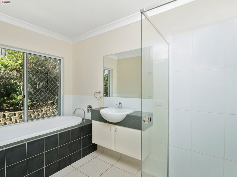 3 Augustus Street, Pacific Pines QLD 4211