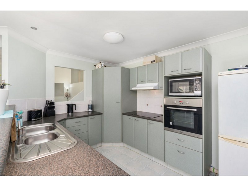 26 Nandi Terrace, Pacific Pines QLD 4211