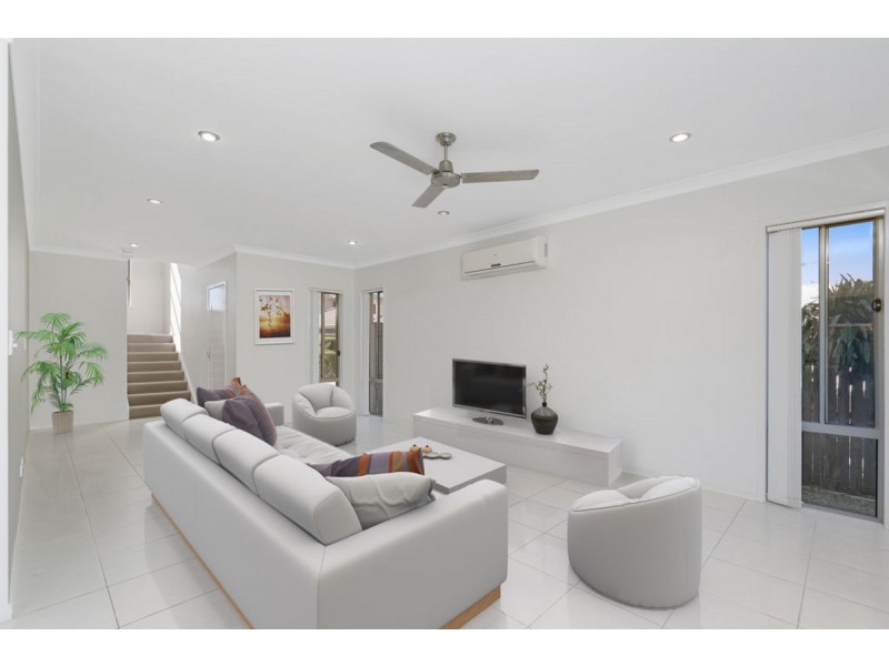 1/6 Rise Circuit, Pacific Pines QLD 4211