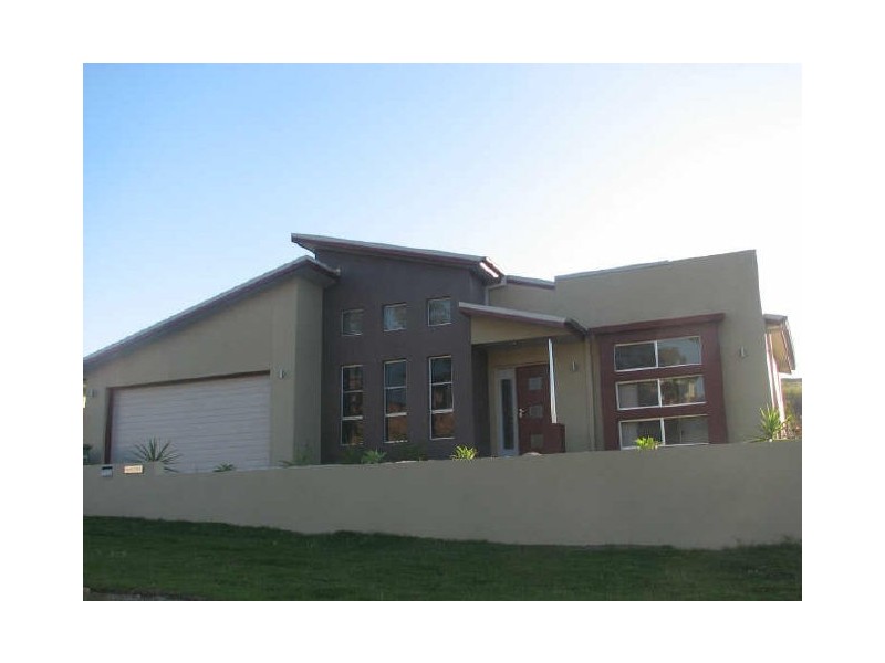 19 Bimberi Row, Pacific Pines QLD 4211