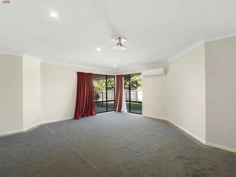 49 Maui Crescent, Oxenford QLD 4210