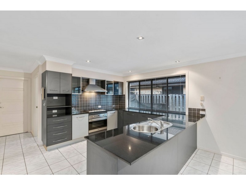 35 Oceanis Drive, Oxenford QLD 4210