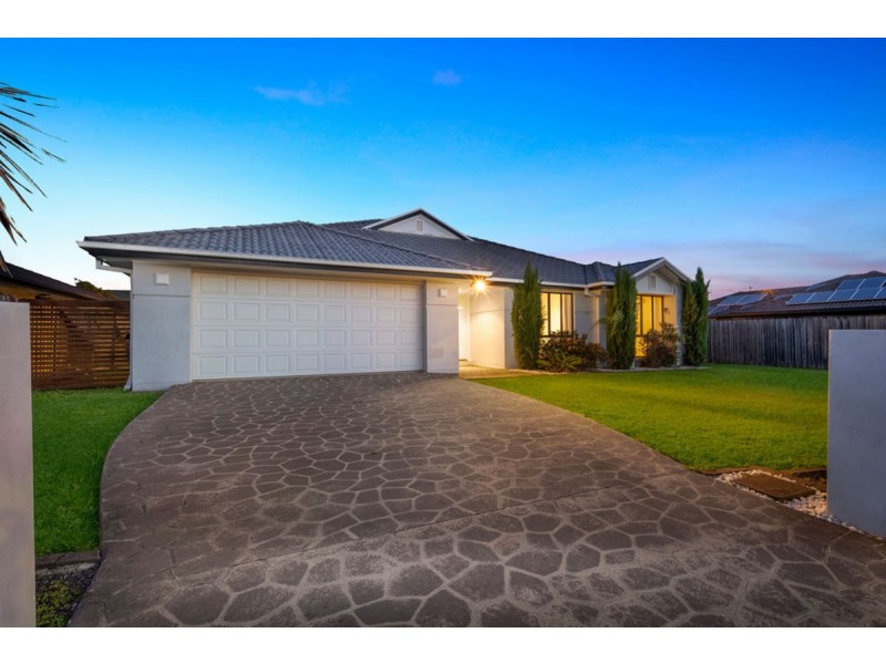 35 Oceanis Drive, Oxenford QLD 4210