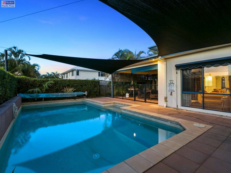 7 Zenith Crescent, Pacific Pines QLD 4211