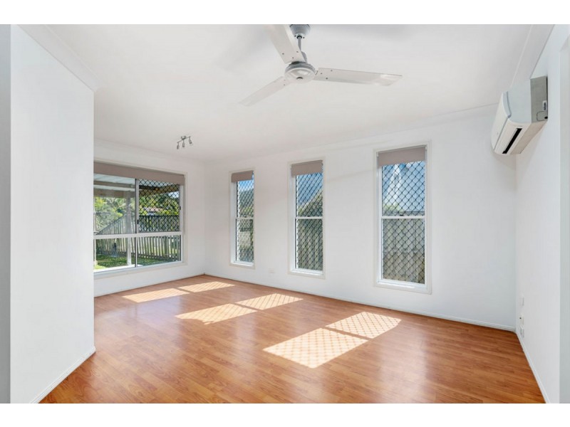 10 Takahe Street, Oxenford QLD 4210