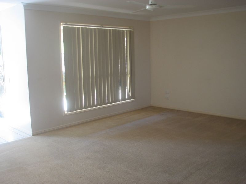 26 Maui Circuit, Oxenford QLD 4210