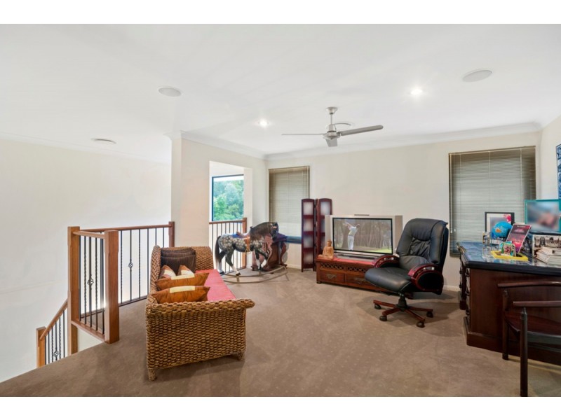 2/17 Shannonbrook Grove, Oxenford QLD 4210