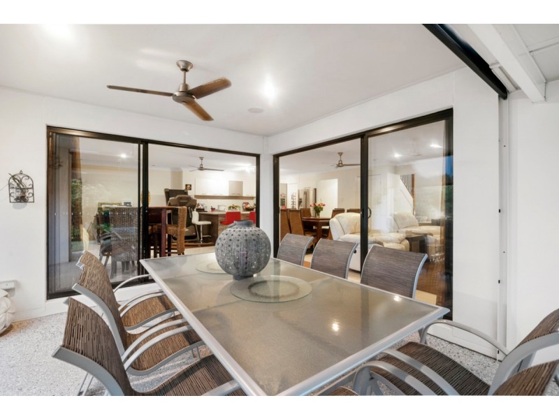 2/17 Shannonbrook Grove, Oxenford QLD 4210