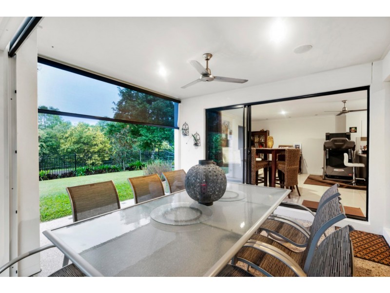 2/17 Shannonbrook Grove, Oxenford QLD 4210