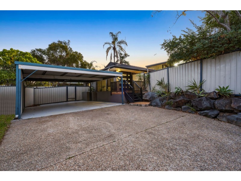 1 Calder Crescent, Helensvale QLD 4212