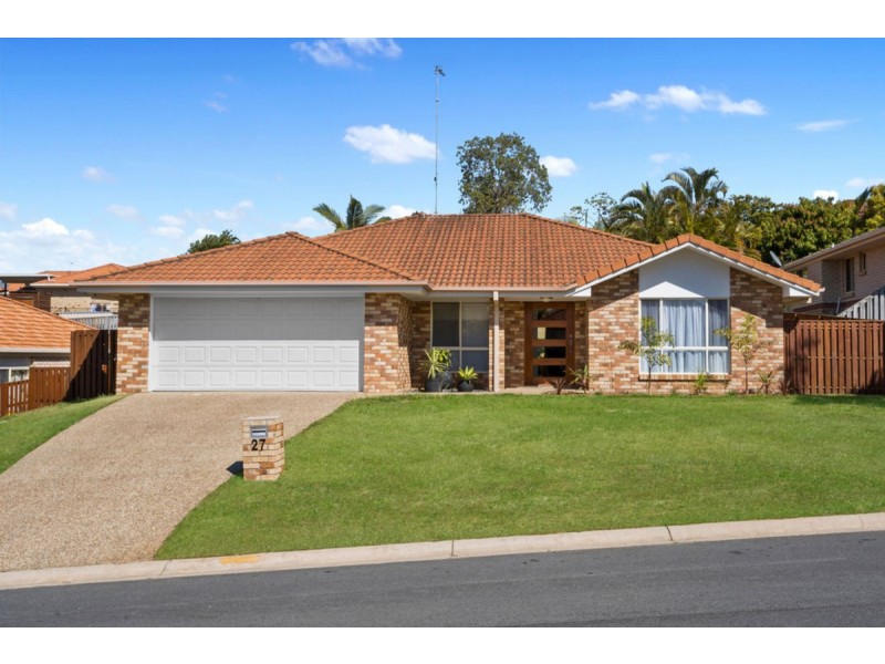 27 Howland Circuit, Pacific Pines QLD 4211