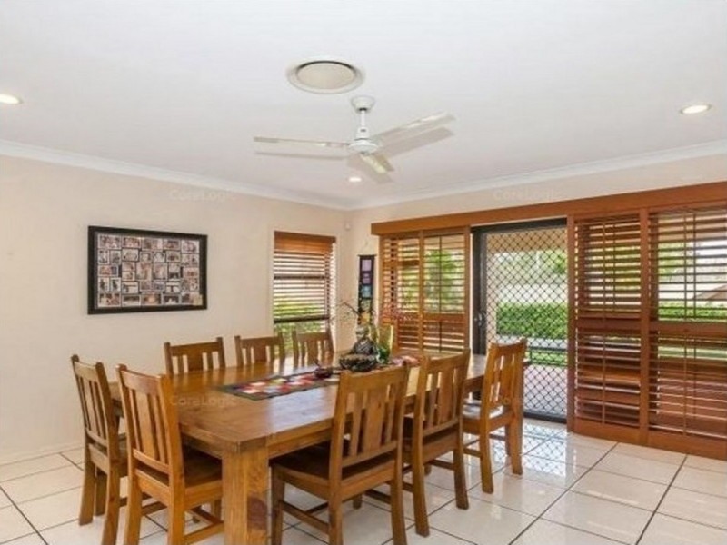 541 Oyster Cove Promenade, Helensvale QLD 4212