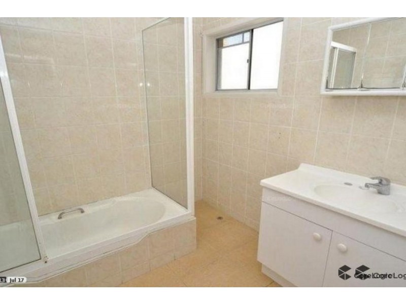 1/1 Brighton Street, Biggera Waters QLD 4216