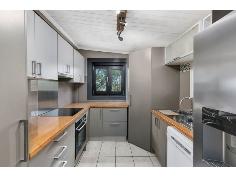 1/60 Sunvalley Court, Guanaba QLD 4210