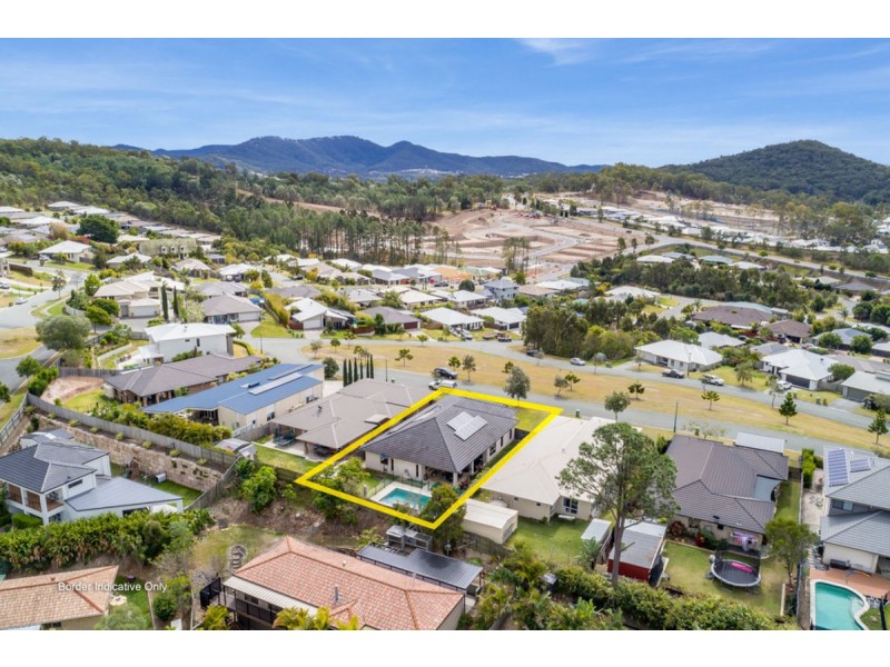 9 Flame Trees Crescent, Maudsland QLD 4210