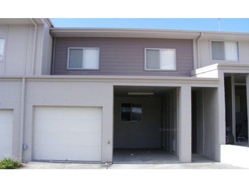 6/2 Sangster Crescent, Pacific Pines QLD 4211