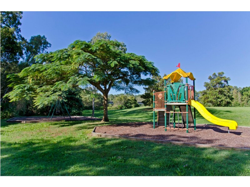 1/1 Riverwood Drive, Ashmore QLD 4214