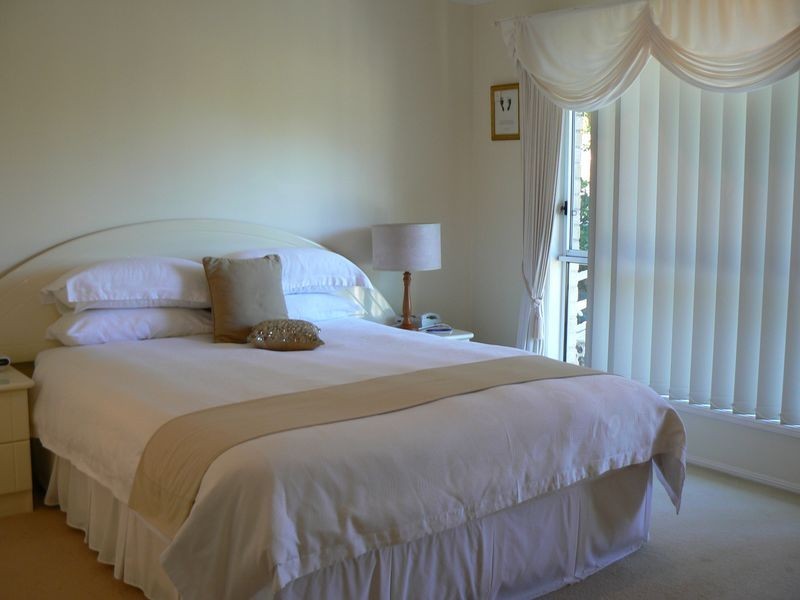 12 Malekula Rise, Pacific Pines QLD 4211